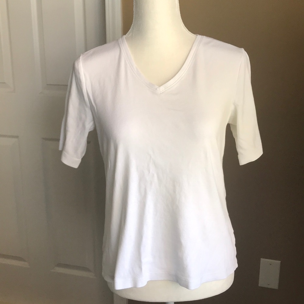 Chico’s white true color v-neck tee